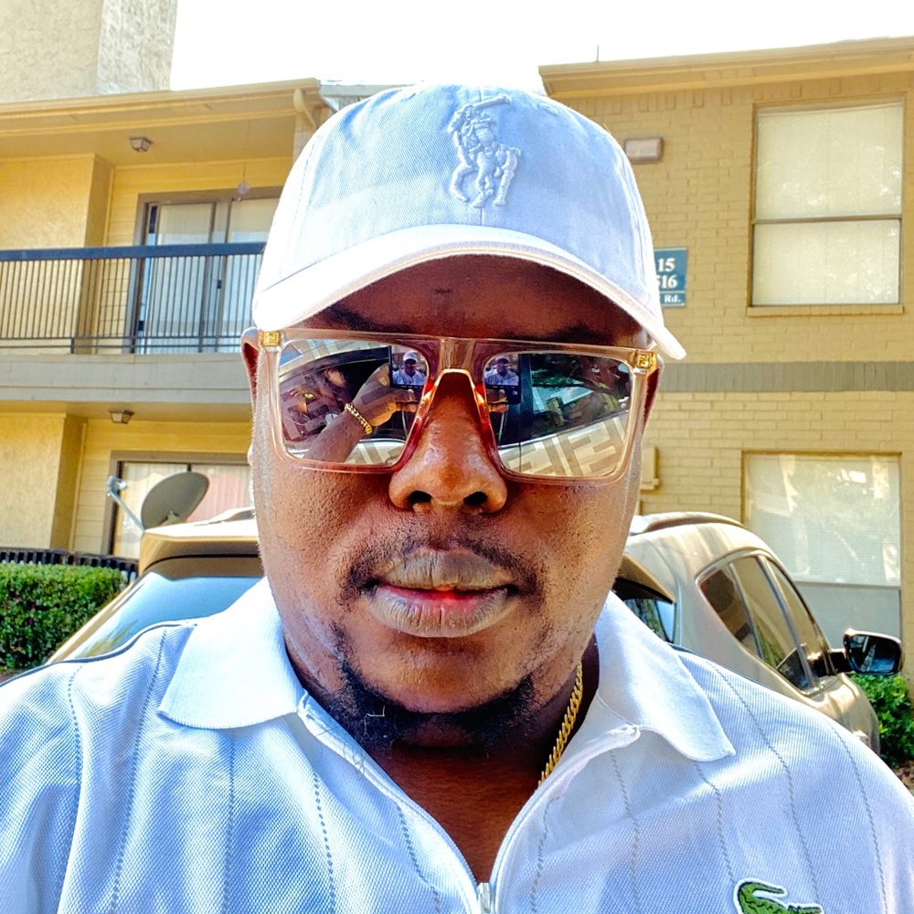 Meet your Posher, Adeniyi